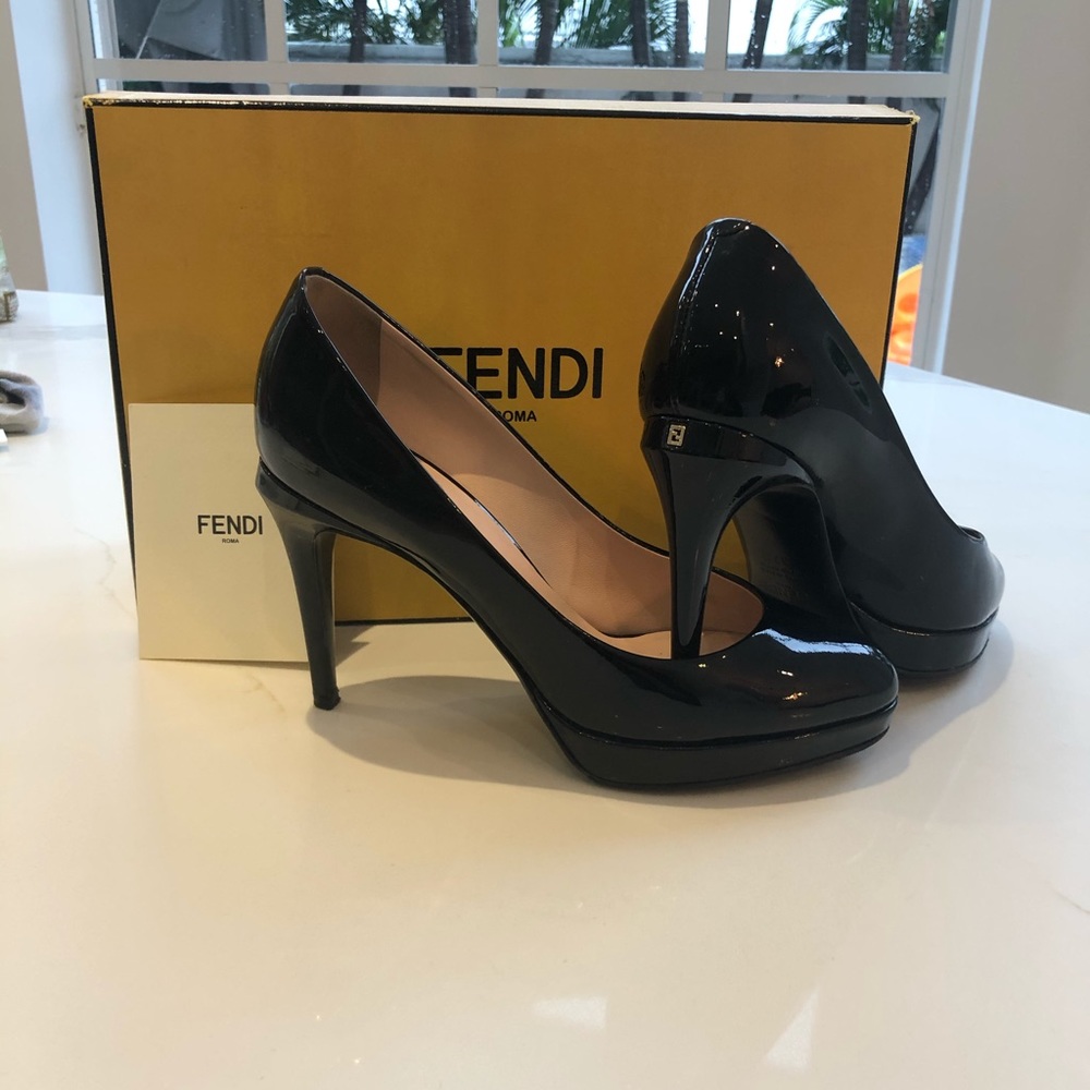 Authentic Black patent  Fendi Pump